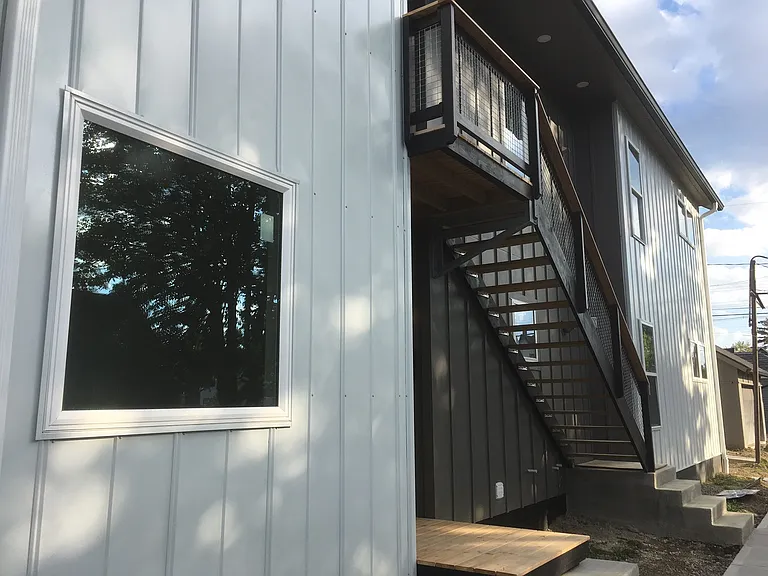946 Ann St #946 — Photo 4