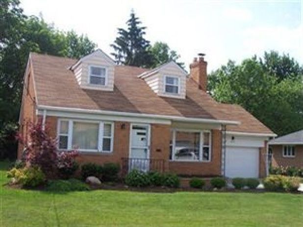 1st image of 2740 Carmen Dr