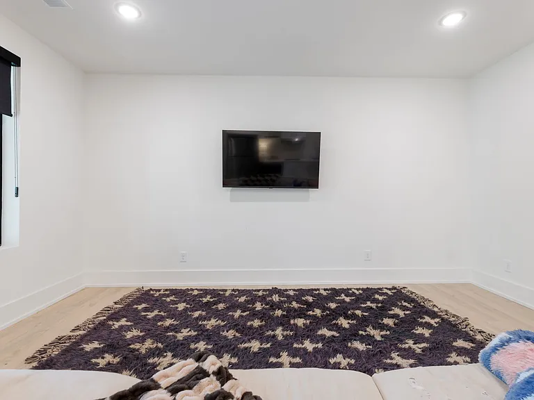 2804 W Kirkwood Ave #A — Photo 56