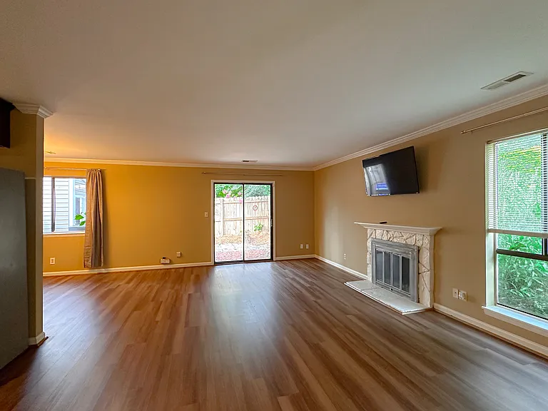 5301 Delta Dr — Photo 17