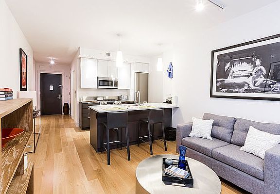 4th image of 60 Water St APT 811