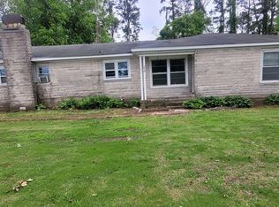 1910 Lynwood Ave, Russellville, AL 35654