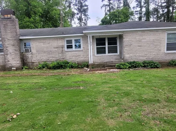 1910 Lynwood Ave, Russellville, AL 35654