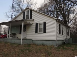 138 State Route 1748 W, Mayfield, KY 42066