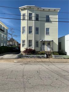 70 Coyle Ave, Pawtucket, RI, 02860