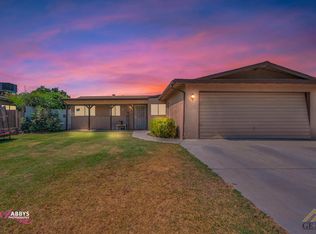 4871 Birdie Ln, Bakersfield, CA 93308