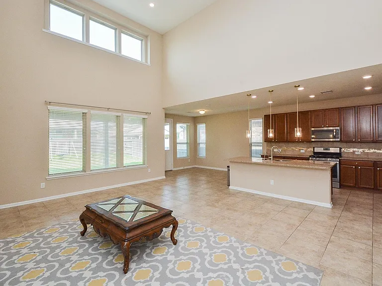 8019 Cheyenne Hills Trl — Photo 8