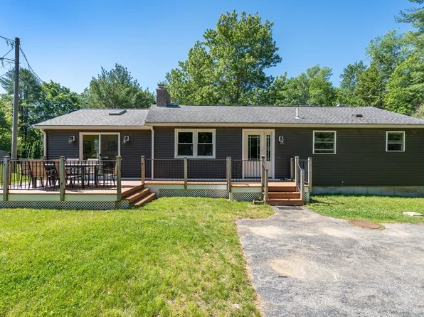 7 Westland Dr, Spencer, MA 01562