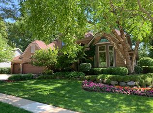 1260 Medinah Dr, Itasca, IL 60143