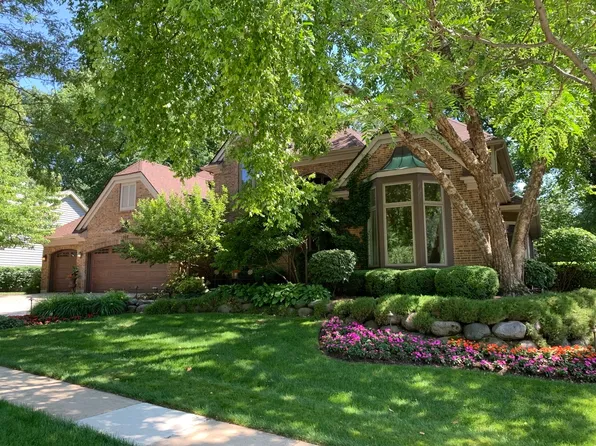 1260 Medinah Dr, Itasca, IL 60143