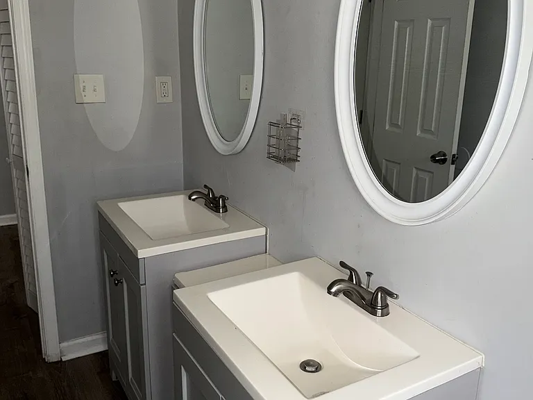 2825 Holiday Point Dr — Photo 20