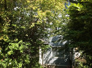 9102 17th Ave NE, Seattle, WA 98115