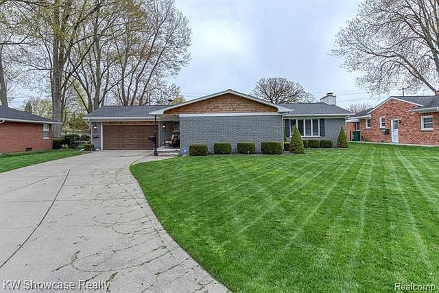 1st image of 45482 Vanker Ave