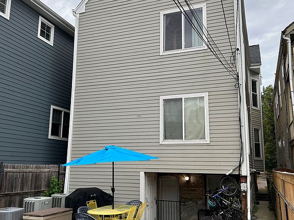4th image of 1845 W Berteau Ave #1