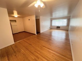 6230 S Packard Ave #9, Cudahy, WI 53110