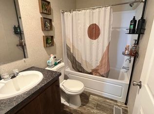 342 Upper Pmhe South Dr, East Stroudsburg, PA 18302