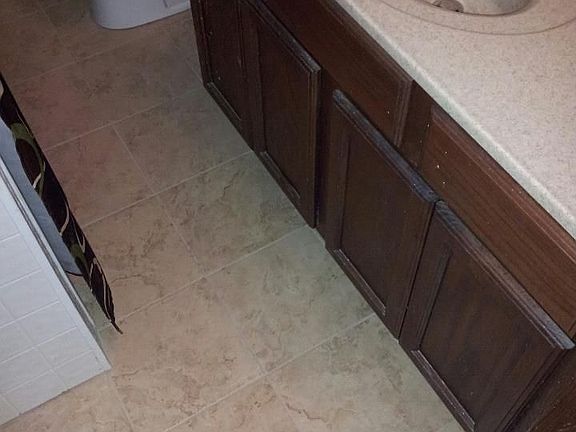 Tile and new vanity in BR