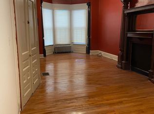916 N 29th St #1, Philadelphia, PA 19130