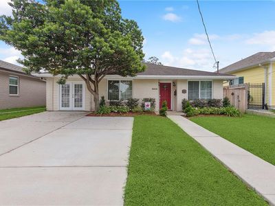 3813 Lake Villa Dr, Metairie, LA, 70002