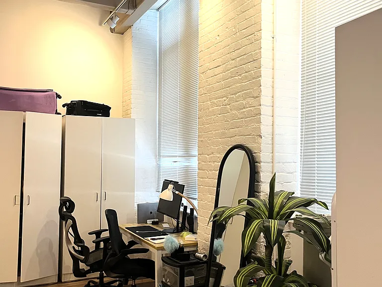 10 Thacher St #10 — Photo 8