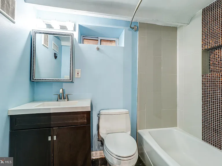 849 S Glebe Rd — Photo 27