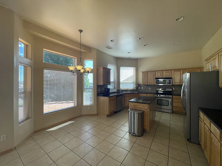 6809 Chapingo Rd NE — Photo 10