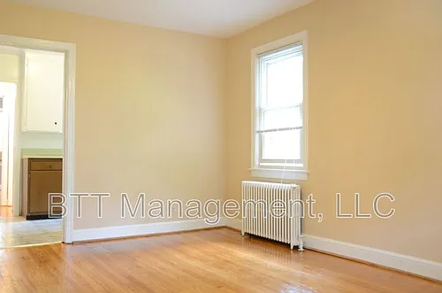 8210 Greenwood Ave Photo 1