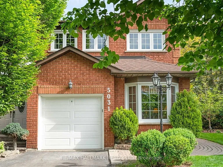 5031 Northern Lights Cir — Photo 2