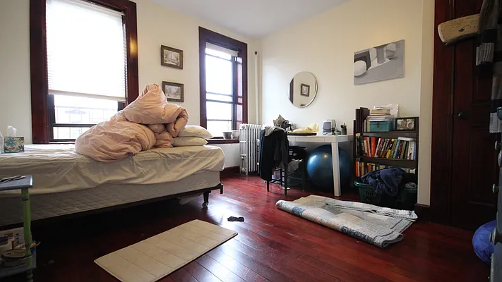 Rented by Nooklyn NYC LLC | media 34