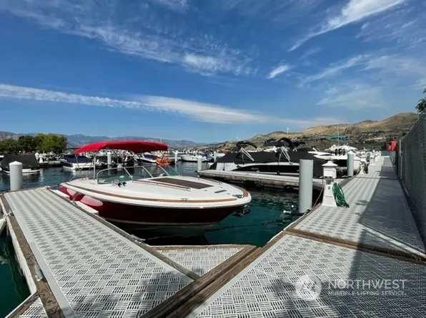 1240 W Woodin Avenue #A-8, Chelan, WA 98816