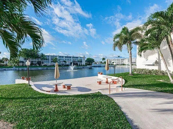 (undisclosed Address), Lake Worth, FL 33461