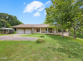 425 Thompson School Access Rd, Huntingdon, TN 38344