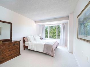 100 Rosemary Way APT 322, Needham, MA 02494