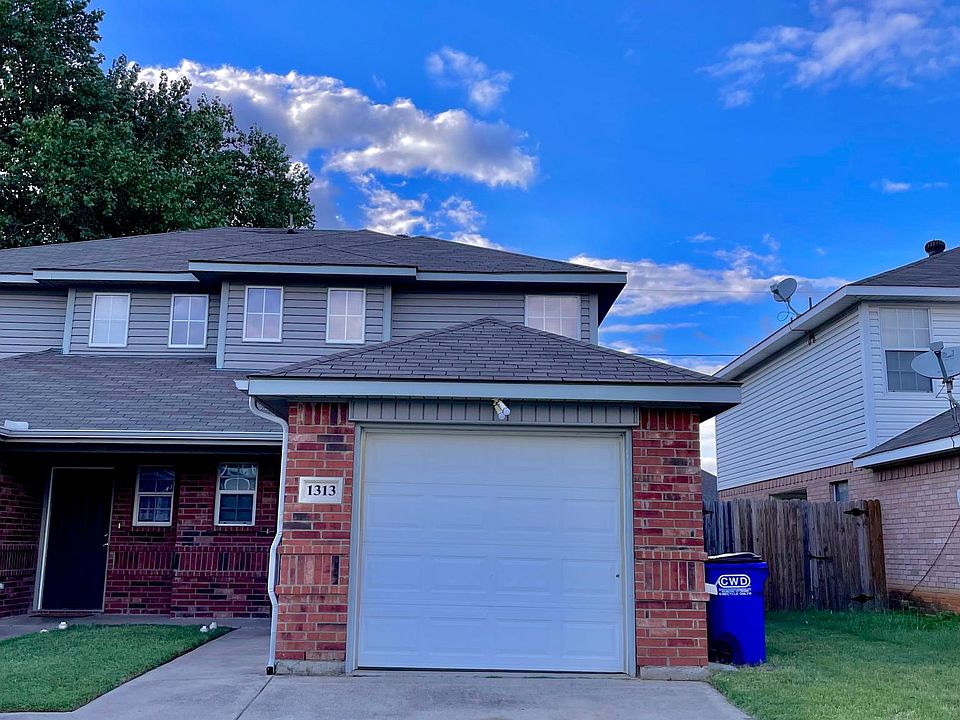 1st image of 1313 Village Garden Dr