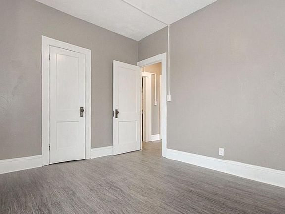 3rd image of 3333 W 111th St #4