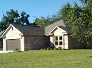 7 3rd St, Shalimar, FL 32579