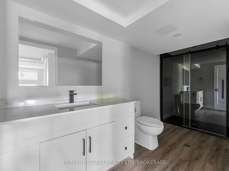 833 Foss Rd #11 — Photo 24