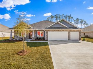 961 Coastal Breeze Dr, Freeport, FL 32439