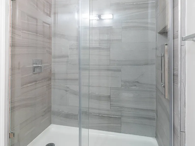 417 S Kenmore Ave #4 — Photo 7