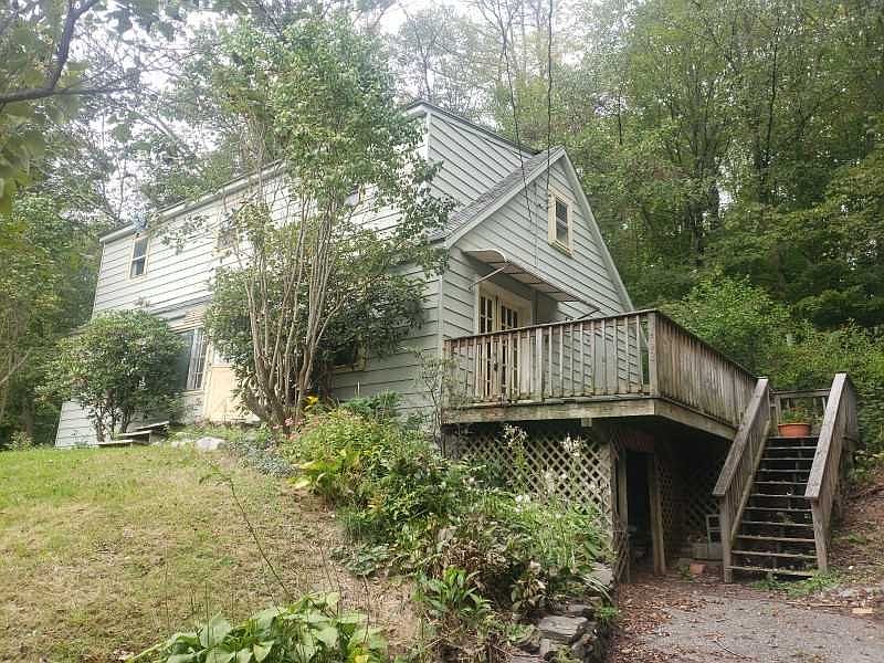 132 N Center St, Millerton, NY 12546 Zillow