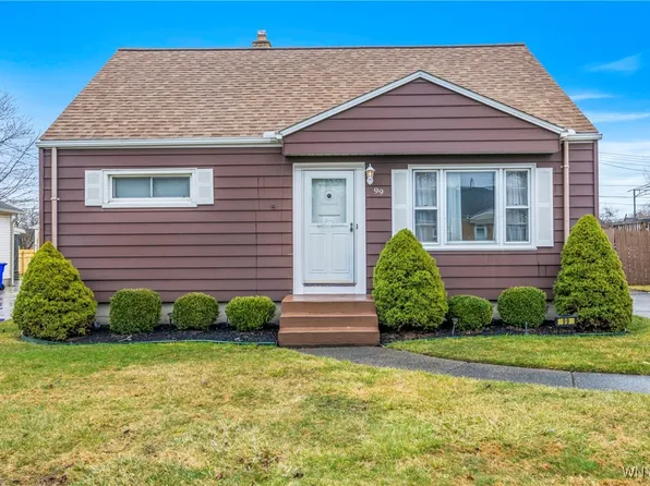 99 Cambridge Ave, West Seneca, NY 14224