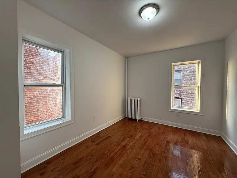 487 Garfield Ave #10 — Photo 6