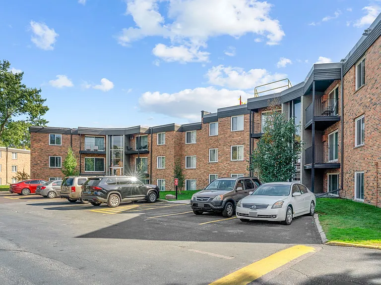The Birchway Apartments — Photo 33