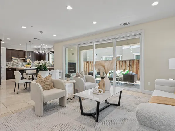 37841 Harbor Light Rd, Newark, CA 94560