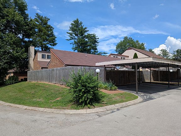 2nd image of 916 Old Fountain Pl