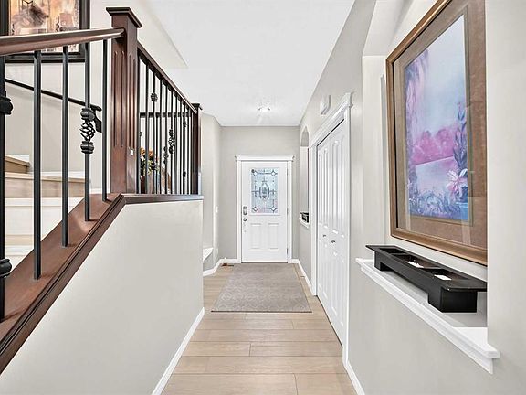 3rd image of 116 SW Skyview Shores Gdns NE