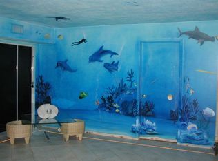 1435 Bamboo Dr, Tiki Island, TX 77554