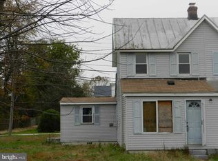 9427 N Point Rd, Fort Howard, MD 21052