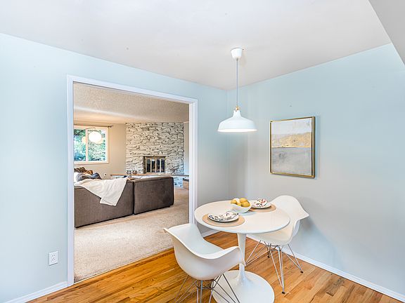 5th image of 3024 NE 133rd St