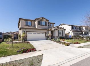 7752 Arosia Dr, Fontana, CA 92336